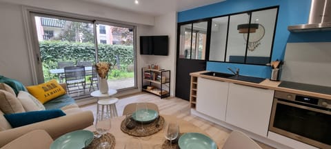 HOME ET HOLIDAY Le Chardonnay Apartment in Pornichet