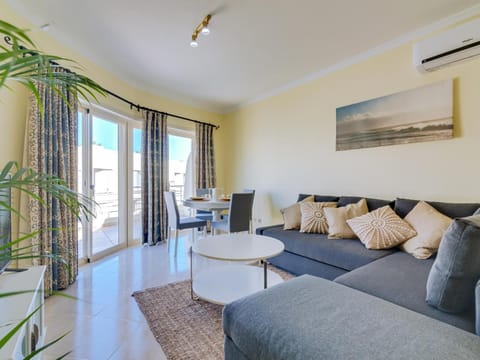 Living room, air conditioner