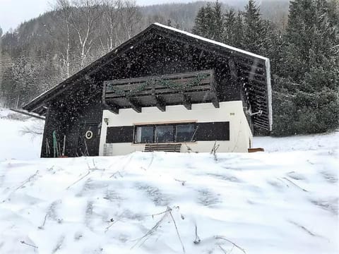 Property building, Winter