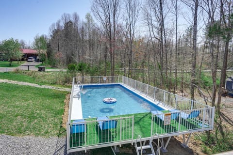 Near Lake Anna Gem with Saltwater Pool and Arcade! House in Lake Anna
