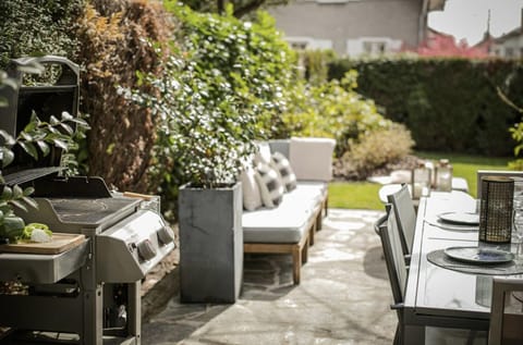 Patio, Garden, Garden view