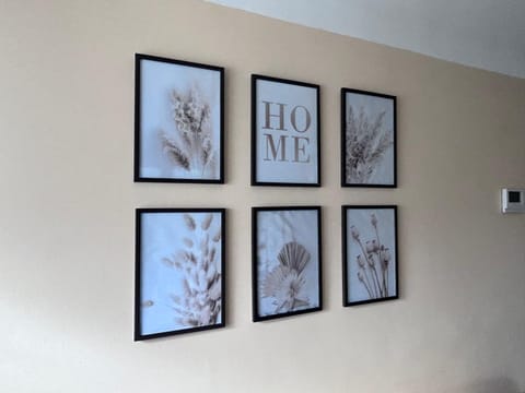 Living room, Decorative detail