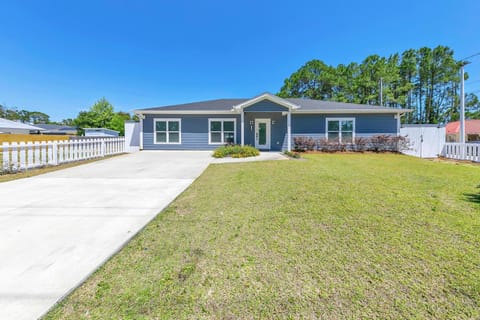 Rustic Oasis House in Sunnyside