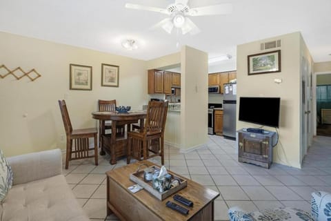 Summer House West B103 House in West Beach