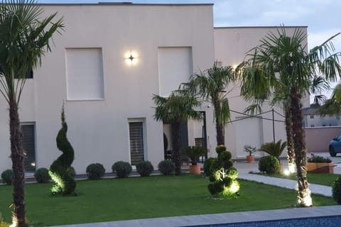 Villa „Taki“ Podgorica Villa in Podgorica