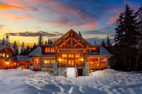 Seattle Mountain Home House in Snoqualmie Pass