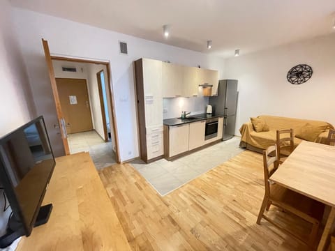 Kitchen or kitchenette, Living room