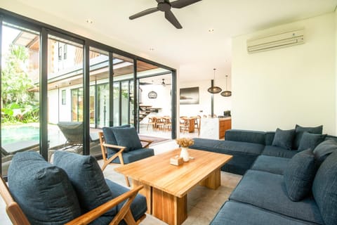 New 5BR Villa Canggu 200m to beach Villa in Mengwi