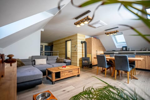 Living room, kitchen, kitchen