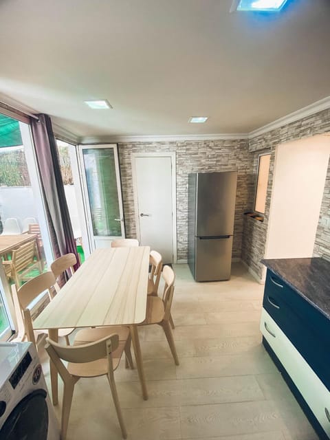 Apartamento 15' Barcelona centro Apartment in Badalona