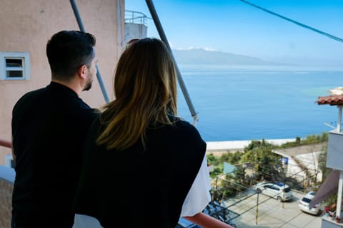 View (from property/room), Balcony/Terrace, Sea view