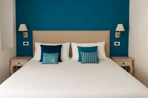 Bed, Decorative detail, Bedroom