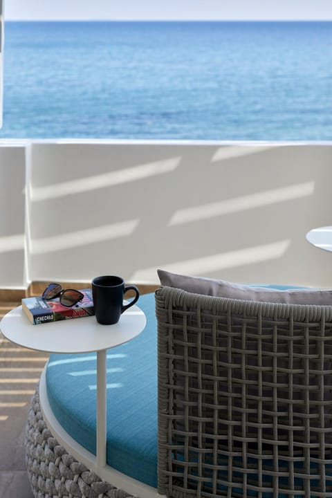 Seating area, Sea view