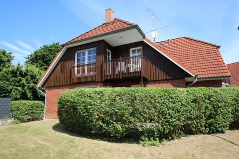Property building, Garden view