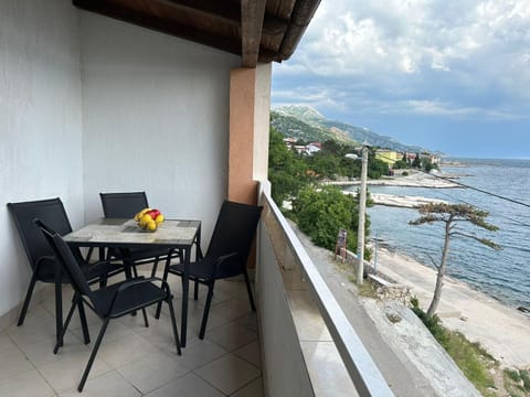 View (from property/room), Balcony/Terrace, Balcony/Terrace, Seating area, Beach