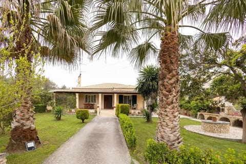Property building, Garden, Garden view