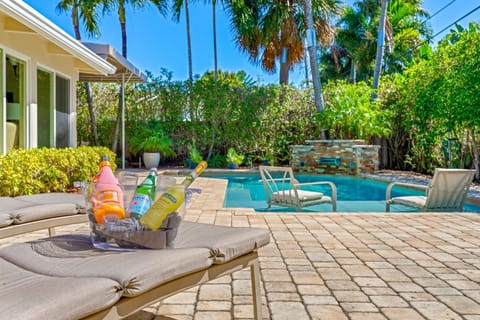 Gorgeous 3BR2BA in LBTS- Walk to the Beach House in Lauderdale-by-the-Sea