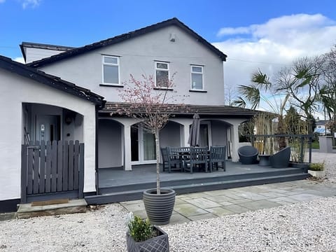 Property building, Patio