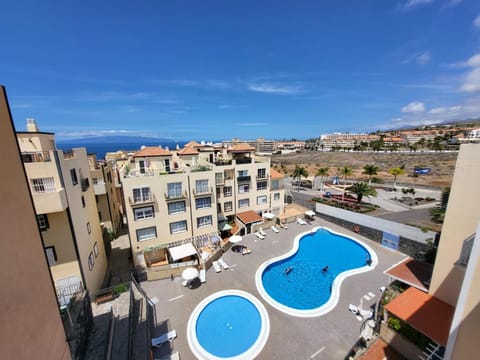 Pool view, Sea view