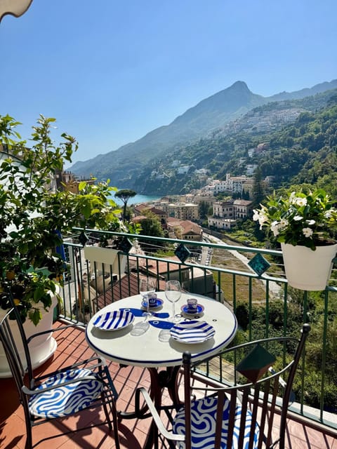 Balcony/Terrace, Mountain view, Sea view