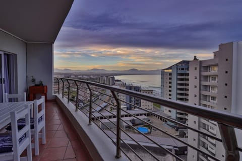 Patio, Day, View (from property/room), Balcony/Terrace, Balcony/Terrace, City view, Sea view