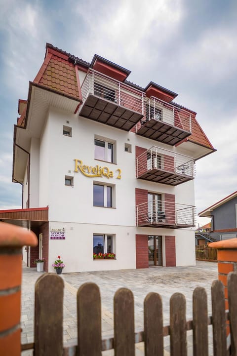 ReveliQa2 - pokoje gościnne i apartamenty Apartment in West Pomeranian Voivodeship, Poland