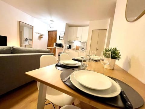 Appartement - Lit Queen Size - Proximité Genève Apartment in Saint-Julien-en-Genevois