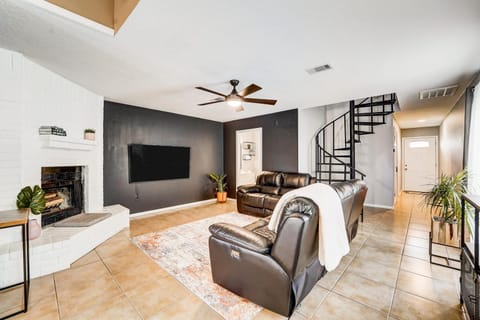 Country Village Condo Apartment in Humble