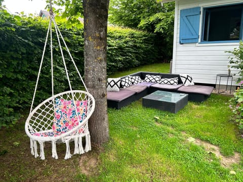 Gîte chalet bleu soleil Chalet in Normandy