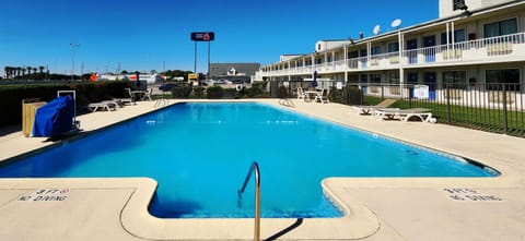 Pool view, Swimming pool, Swimming pool