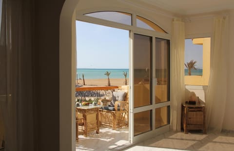 View (from property/room), Balcony/Terrace, Beach, Sea view