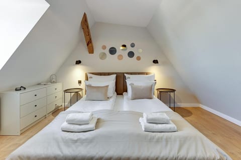 Bed, Photo of the whole room, Bedroom, towels, wardrobe