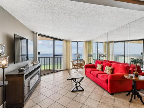 TV and multimedia, Balcony/Terrace, Living room, Seating area, Sea view, furniture