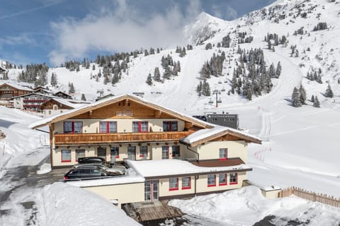 Property building, Winter