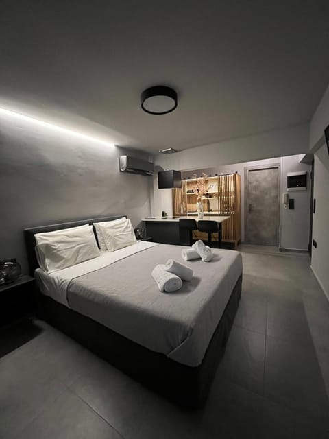 Bed, Kitchen or kitchenette, kitchen, kitchen