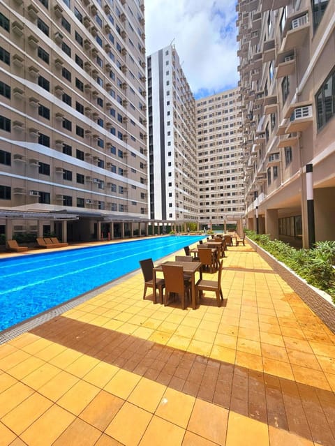 Property building, Pool view, Swimming pool, Swimming pool