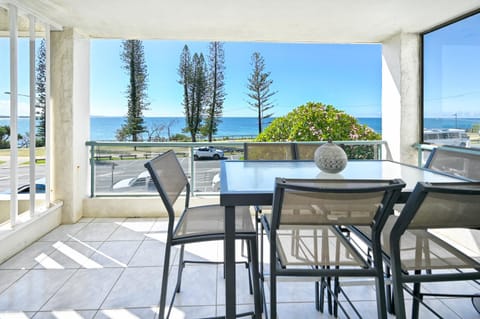 Patio, Day, View (from property/room), Balcony/Terrace, Seating area, Sea view