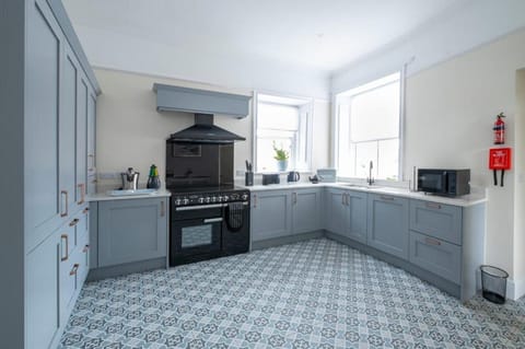 Church Farmhouse - Castle View (4 bedroom) & Church View (2 bedroom) House in Isle of Man