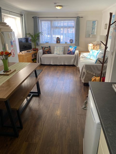 The Garden Flat at Wynncroft Apartment in Paignton