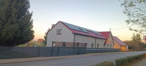 Noclegi blisko Morza i autostrady s6 Farm Stay in West Pomeranian Voivodeship, Poland