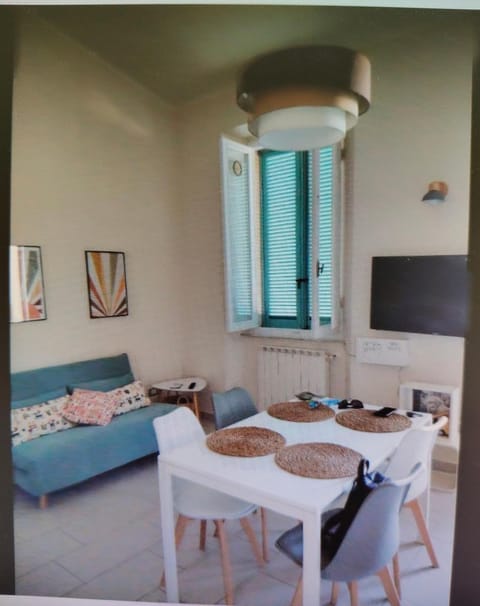 Renaissance Apartment in Marina di Carrara