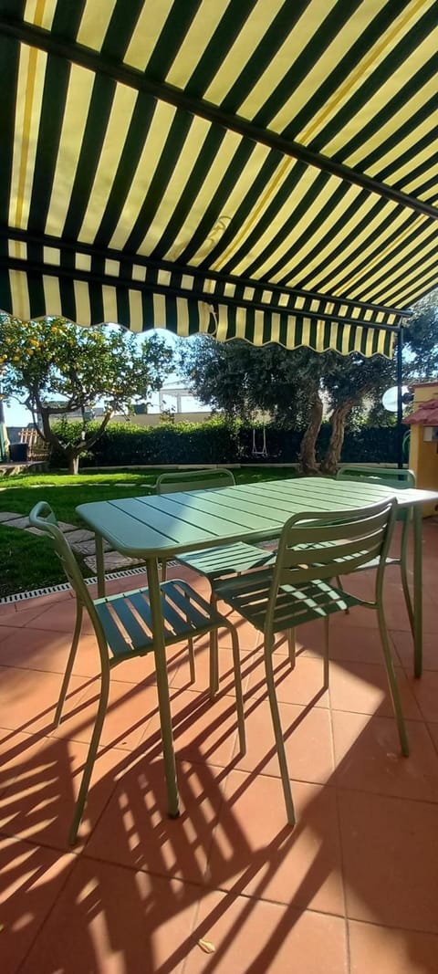 Garden, Balcony/Terrace