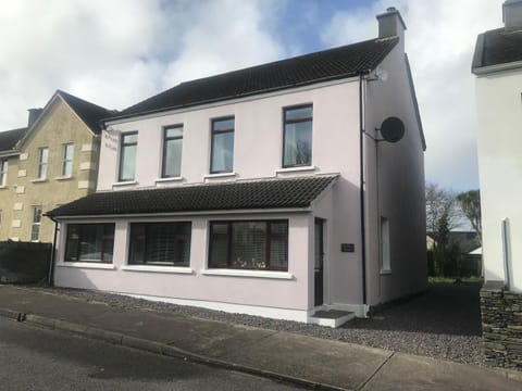 Geraldine House Apartment in County Kerry