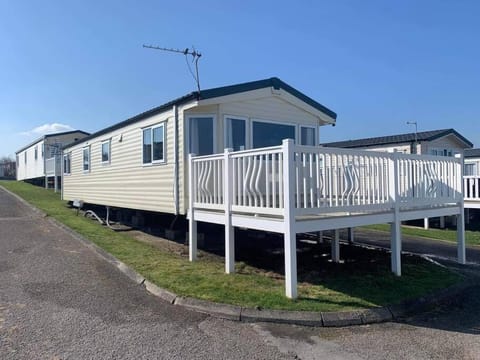 Crimdon dene bay view holiday home NO SMOKING NO PETS House in England