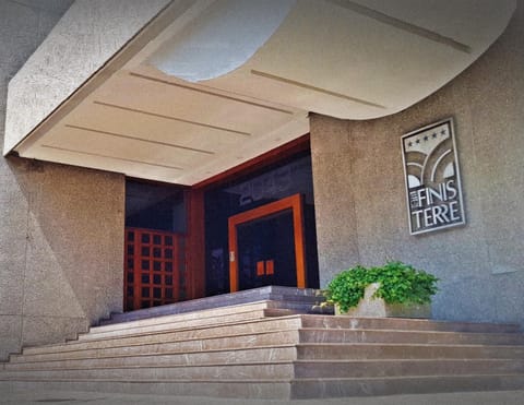 Facade/entrance, Day