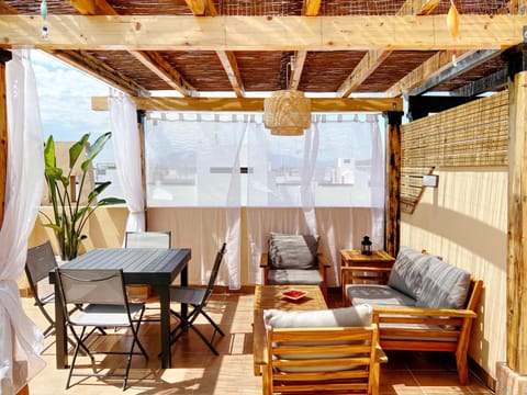 Garden, Solarium, Balcony/Terrace