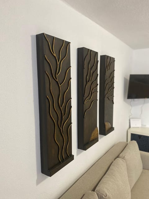 TV and multimedia, Living room, Decorative detail, Seating area