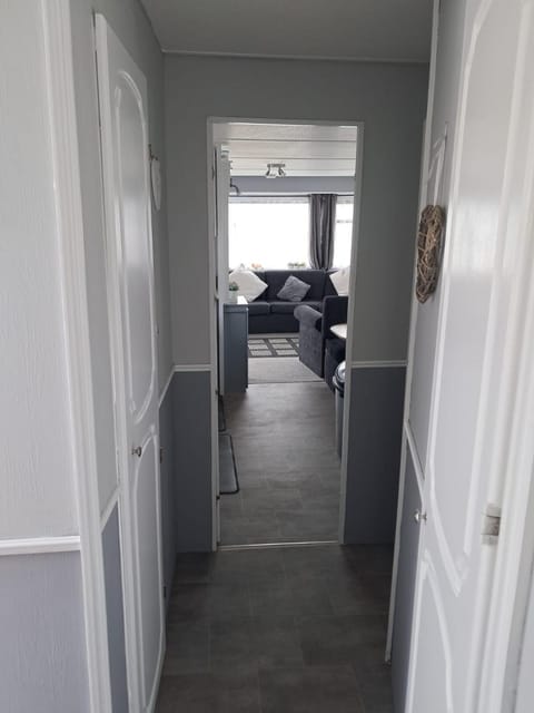 Golden Anchor 8b9 Caravan Park Holiday Home House in Chapel Saint Leonards