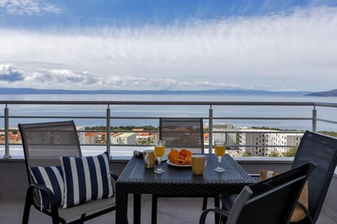 View (from property/room), Balcony/Terrace, Sea view