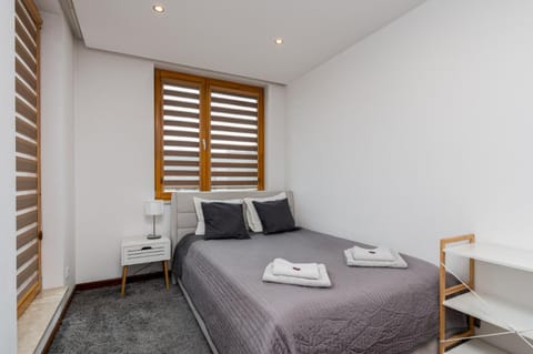 Superior Apartment with Terrace & Free Parking Apartment in Krakow